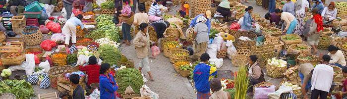 attraction kumbasari market in denpasar with epica bali tour service